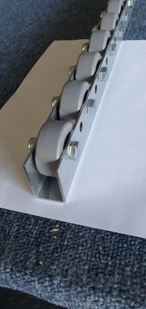 Rollenleiste Typ 610G - gummierte Rollen - 2000mm