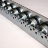 listwa_rolkowa_typ_621l_2mm Rollenleiste Typ 621L – L-Profil mit Seitenführung, Stahlrollen ø48mm, Kugellager, P50 – L=2000mm